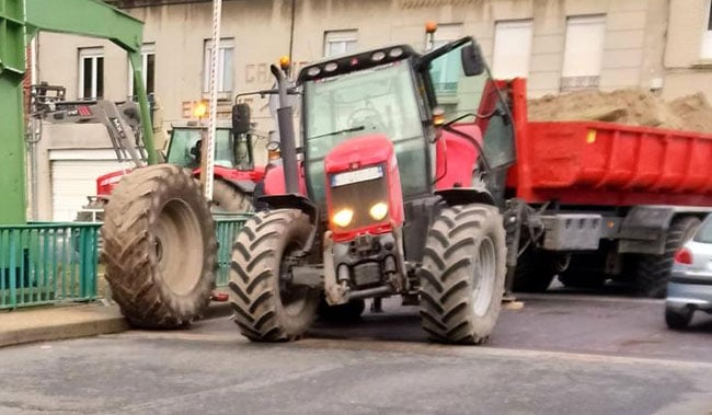 Tractor with excessive load